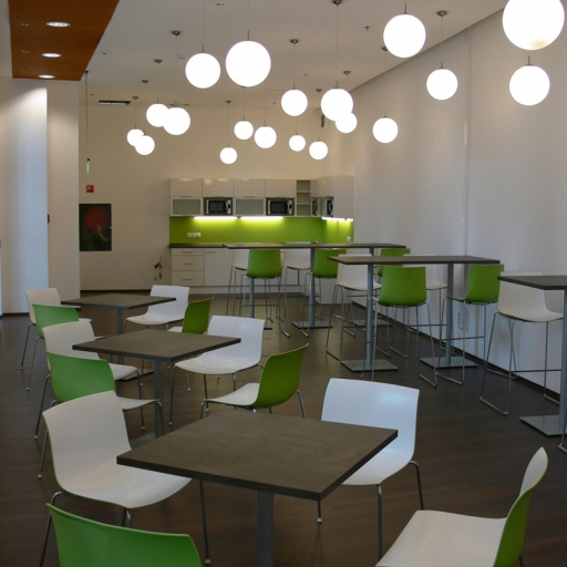 EuropaDesign,LogMein Kft.,Referencia
