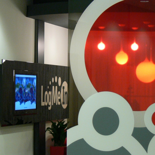 EuropaDesign,LogMein Kft.,Referencia