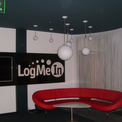 EuropaDesign,LogMein Kft.,Referencia